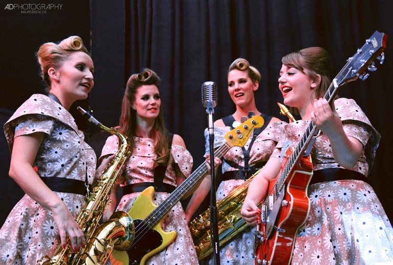 Lineups The Daisy Chains